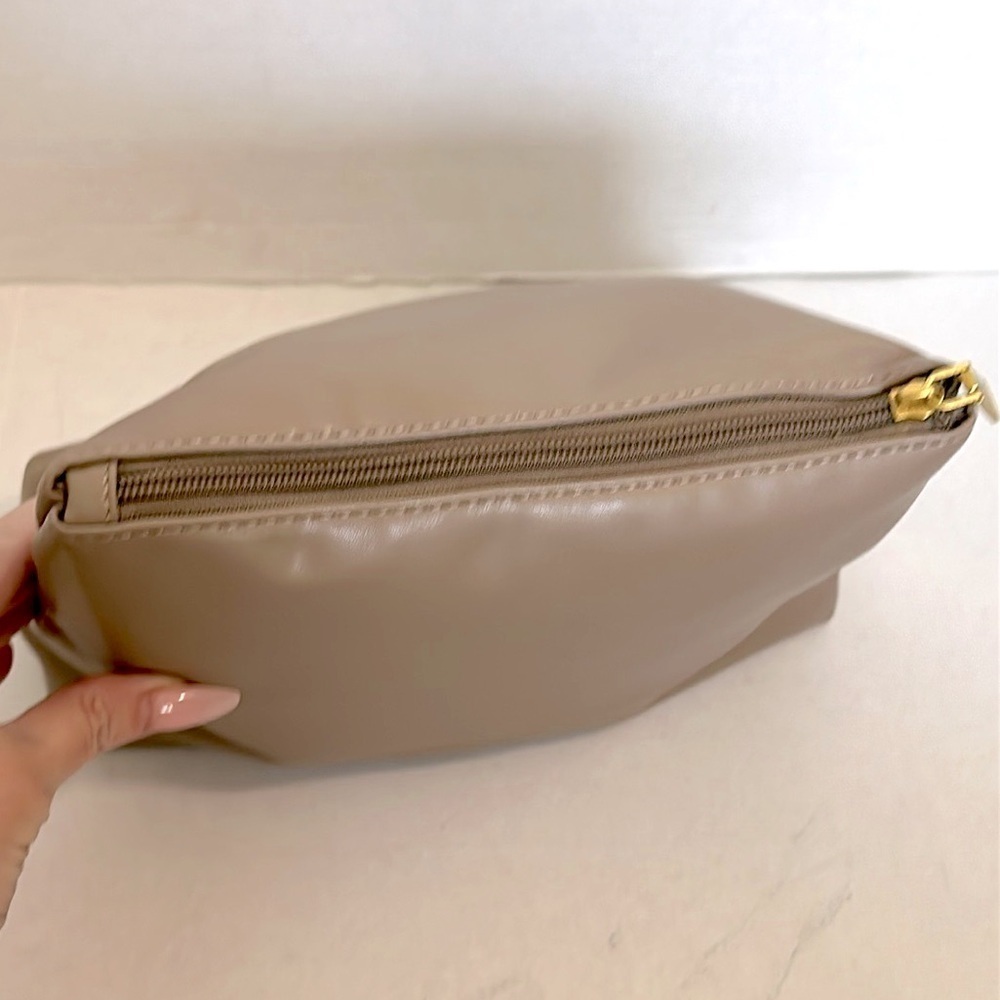 Melie Bianco Zip Top Tan Pouch Clutch NWOT - Picture 3 of 16